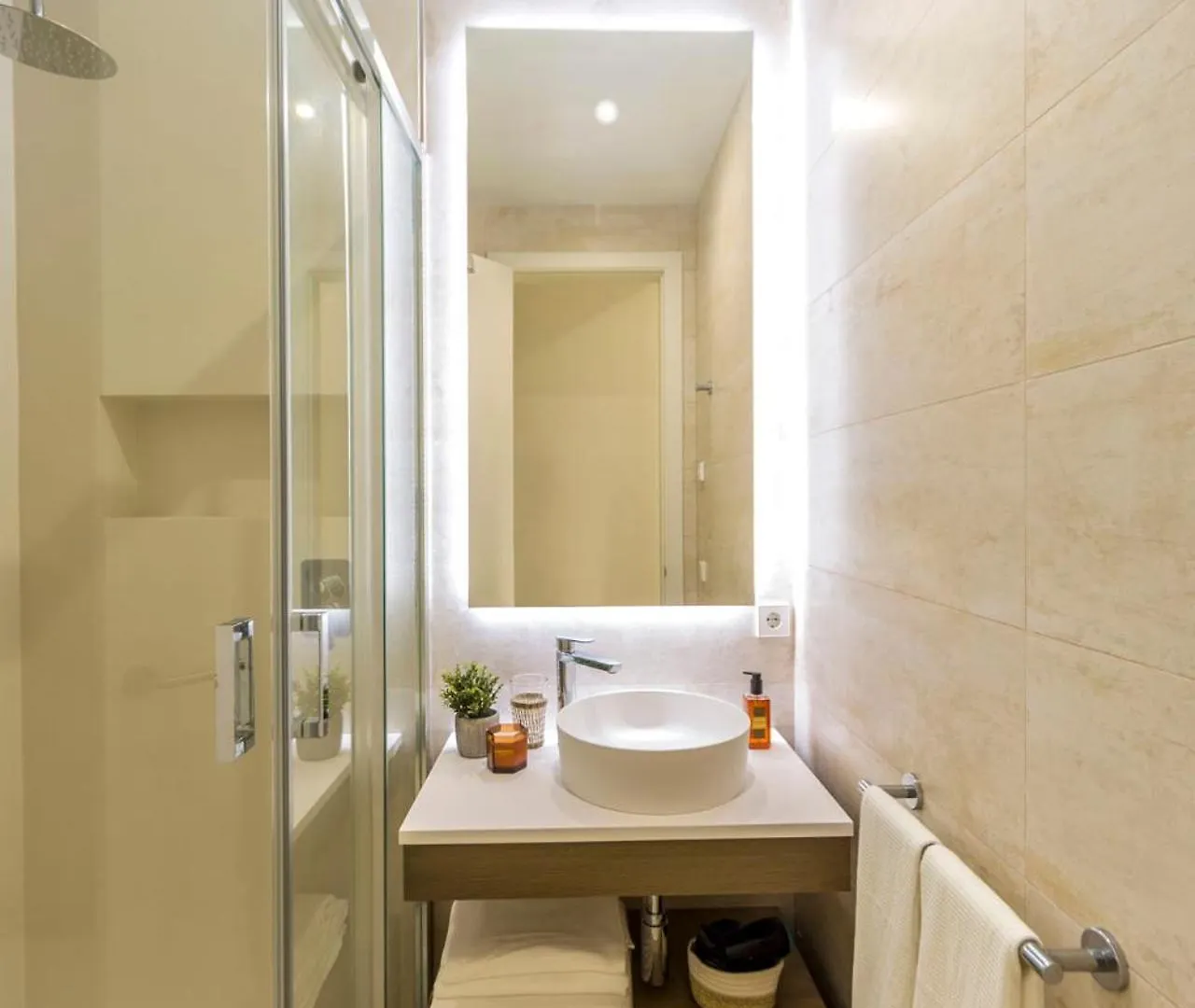 Casona 6 Lunas Apart Ba-Ba1 Marbella Daire